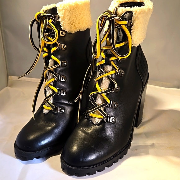 Forever 21 Shoes - FOREVER21 Faux Leather & Faux Shearling Ankle Boots Black Women’s Size 7 (EU38)